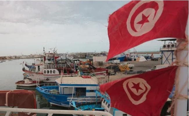 आव्रजकों को लेकर जा रही नौका ट्यूनीशिया के पास डूबी, 80 लोगों के डूबने की आशंका