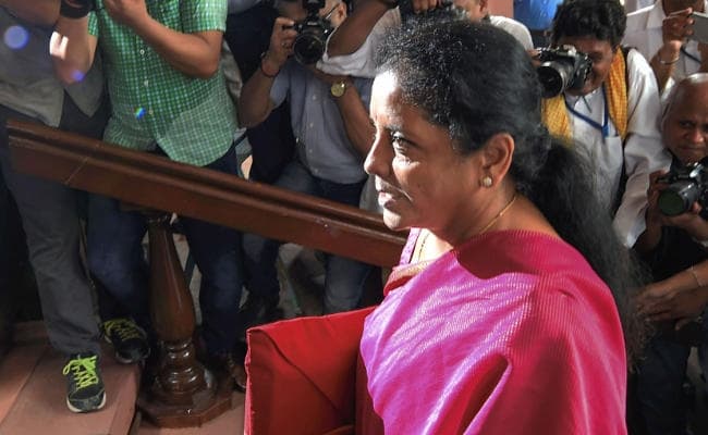 पेट्रोल-डीजल की कीमतें बढ़ेंगी, राजकोषीय घाटा घटा, आम बजट 2019 की खास बातें