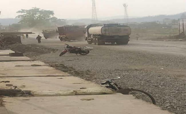 अतिक्रमण से निजात, फिर सड़क का हो चौड़ीकरण, तभी मिलेगा वन-वे का फायदा