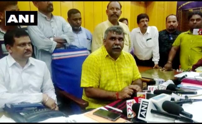 TMC नेता और आसनसोल के मेयर ने भाजपा सांसद बाबुल सुप्रियो को कहा ‘बंदर’, तृणमूल-भाजपा समर्थकों में झड़प