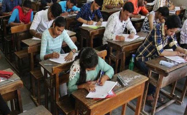 12 को समाप्त होंगी स्नातक स्तर की परीक्षाएं, 31 तक निकलेगा रिजल्ट