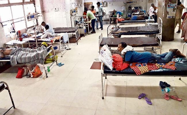 पटना सिटी : मांग पर अड़े जूनियर डॉक्टर हड़ताल जारी, मरीज परेशान