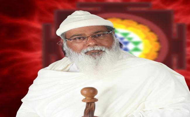 ज्योतिषीय समाधान: क्या कुंवारी कन्याओं को पर्फ़्यूम्स नहीं लगाने चाहिए ? जानें क्या कहते हैं सद्गुरु स्वामी आनंद जी