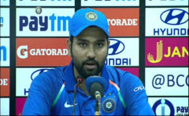 रोहित शर्मा ने एमएस धौनी के बर्थडे प्लान के सवाल पर दिया ऐसा मजेदार जवाब, वीडियो हुआ वायरल