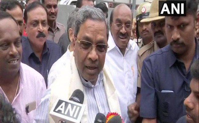 कांग्रेस ने भाजपा पर कर्नाटक में सरकार गिराने की साजिश रचने का लगाया आरोप