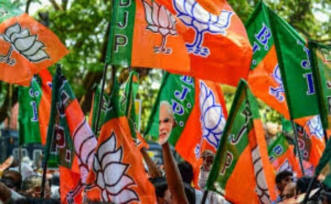 भाजपा पार्षद पर लगा कट मनी लेने का आरोप