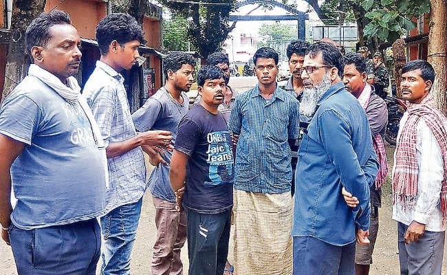 खूंटी : ग्राम प्रधान सुखराम के हत्यारों का सुराग नहीं, छापेमारी जारी