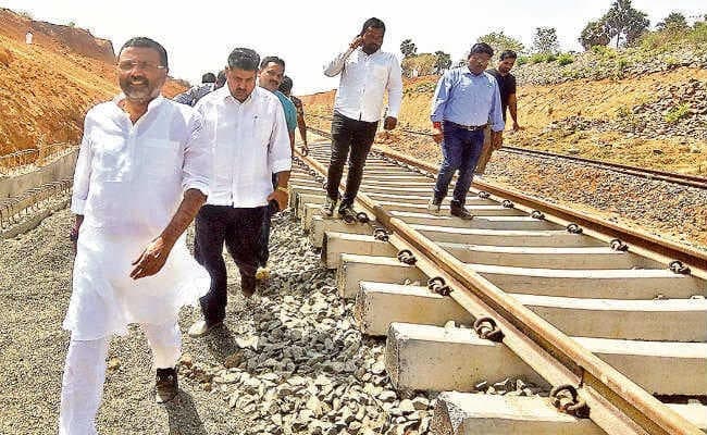 गोड्डा-पोड़ैयाहाट के बीच 30 किमी रेललाइन का सीआरएस इसी माह