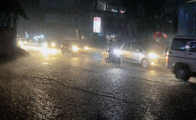 बिहार की 41 फीसदी नदियों में सिंचाई लायक पानी नहीं, रविवार को हुई बारिश, लेकिन खेती पर संकट अब भी बरकरार