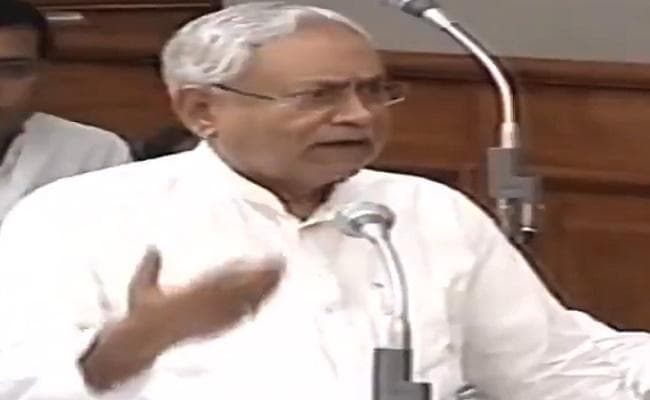 बिहार : कब्रिस्तान की घेराबंदी मामले पर सीएम नीतीश ने ये कहा