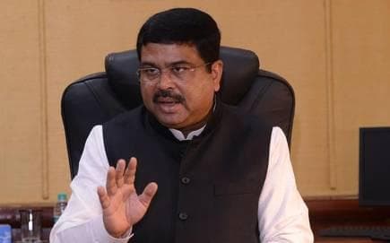 पेट्रोलियम मंत्री धर्मेंद्र प्रधान ने कहा, सरकारी तेल-गैस कंपनियों के आपस में विलय का नहीं है प्रस्ताव