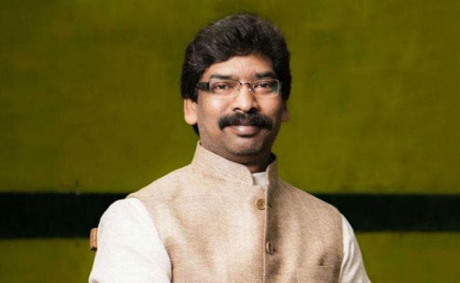 कर्नाटक का ‘रण’: बागी विधायकों का जत्था मुंबई से गोवा शिफ्ट, इस्तीफे पर स्पीकर आज लेंगे फैसला