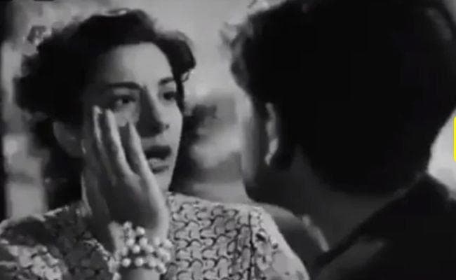 राज कपूर और नरगिस का यह वीडियो क्यों वायरल हो रहा है…