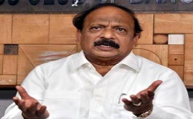 IMA पोंजी घोटाला मामले में SIT ने कांग्रेस के निलंबित MLA रोशन बेग को जारी किया नोटिस