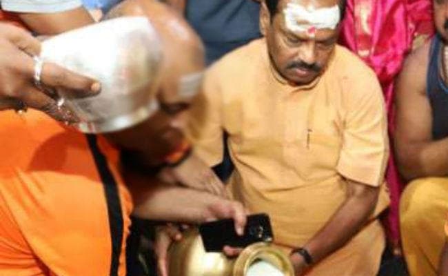 देवघर: झारखंडवासियों के लिए मांगा आशीर्वाद