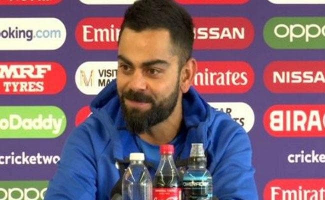 कोहली ने धौनी की तारीफ की, संन्यास के कयासों पर बोले ...