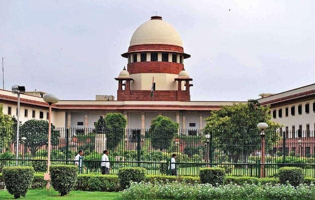 कर्नाटक संकट : सुप्रीम कोर्ट में कांग्रेस-जदएस के बागी विधायकों की याचिका पर गुरुवार को सुनवाई