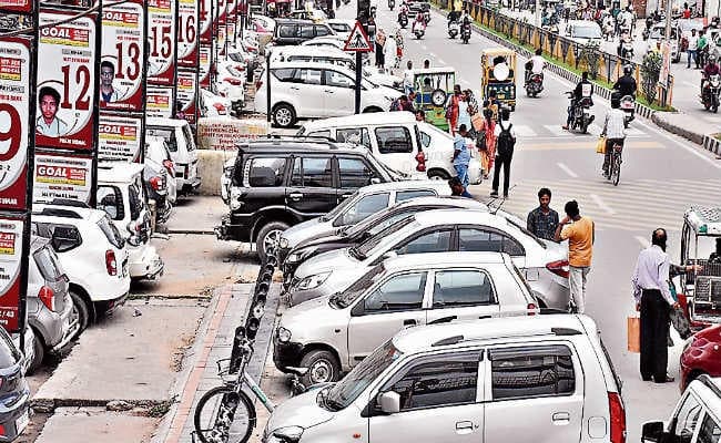 रांची : मेन रोड में फिर पार्किंग के नाम पर सड़क बेचने की तैयारी