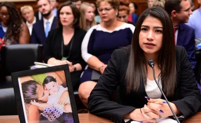 बेटी की मौत के बाद शरणार्थी मां ने अमेरिका की ‘क्रूरता’ की निंदा की