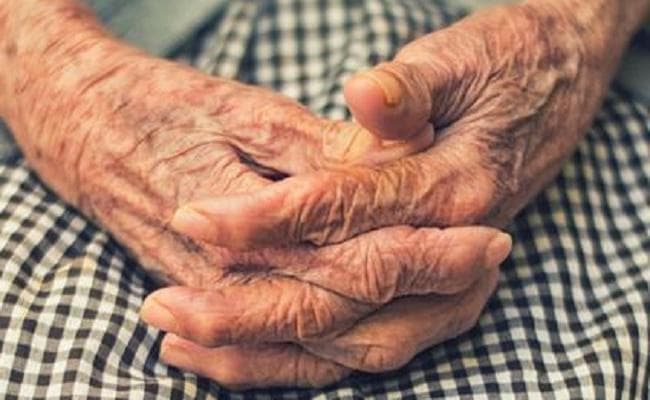 80 वर्षीय वृद्ध महिला के साथ 15 साल के लड़के ने किया दुष्कर्म, पुलिस ने हिरासत में लिया