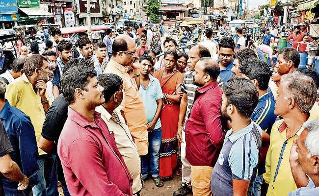 रांची : मेन रोड के फुटपाथ दुकानदारों के लिए गुदड़ी बाजार में भी बनेगा वेंडर मार्केट