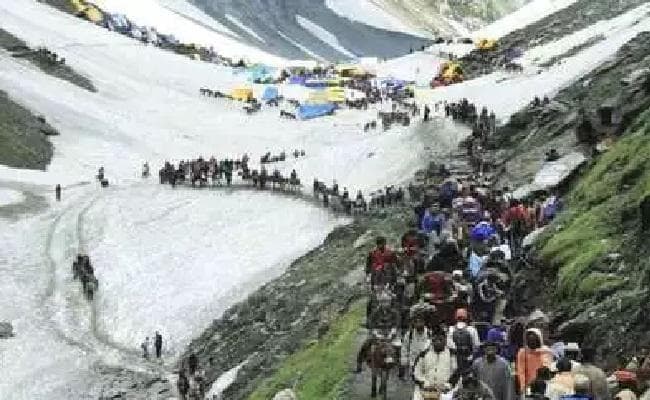 जम्मू से 5,395 श्रद्धालुओं का 12वां जत्था अमरनाथ के लिये रवाना