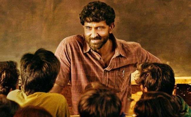 Film Review: फिल्‍म देखने से पहले जानें कैसी है रितिक रोशन की ''Super 30''