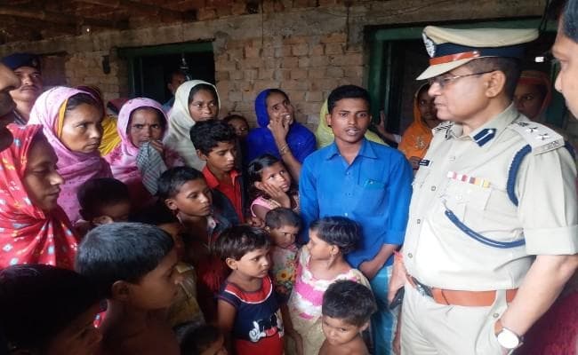 वारदात : पाकुड़ के इस्लामपुर गांव में पुश्तैनी जमीन विवाद में चाचा ने भतीजे को उतारा मौत के घाट