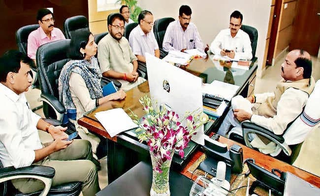 एसटी-एससी युवाओं को उद्योग लगाने में मिलेगी छूट : रघुवर दास