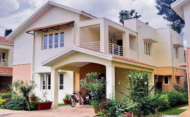 कब बनते हैं भूमि एवं भवन के योग