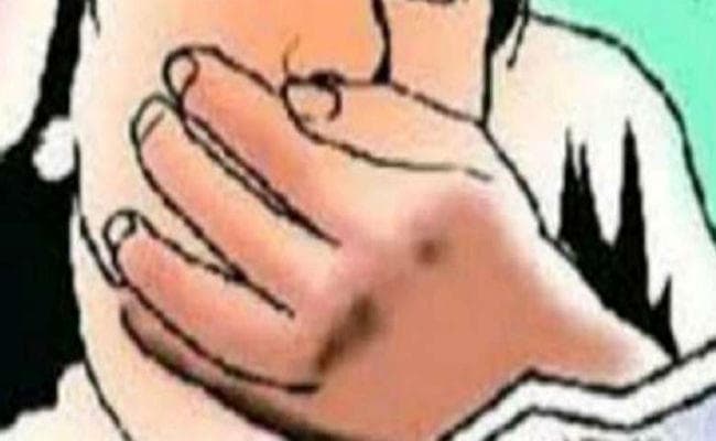 अंगूठी पहनकर बनना चाहता था करोड़पति, चमत्कारी पत्थर खरीदने पहुंचा मालदा फिर...