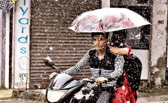 उत्तर बिहार में भारी बारिश की चेतावनी, नेपाल में मूसलधार बारिश से बाढ़ का खतरा, मॉनसून झारखंड में कमजोर