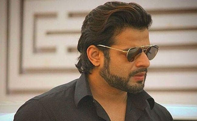 करण पटेल के ''ये है मो‍हब्‍बतें'' से गायब होने का सच