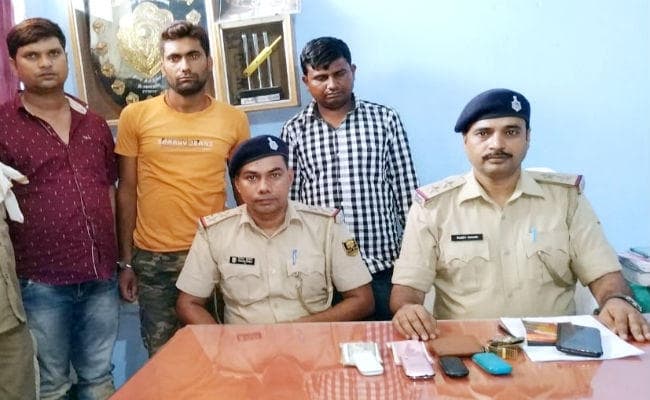 रेकी करते तीन अंतरराज्यीय बैंक डकैत गिरफ्तार, बिहार, झारखंड और बंगाल के बैंकों को बनाते थे निशाना