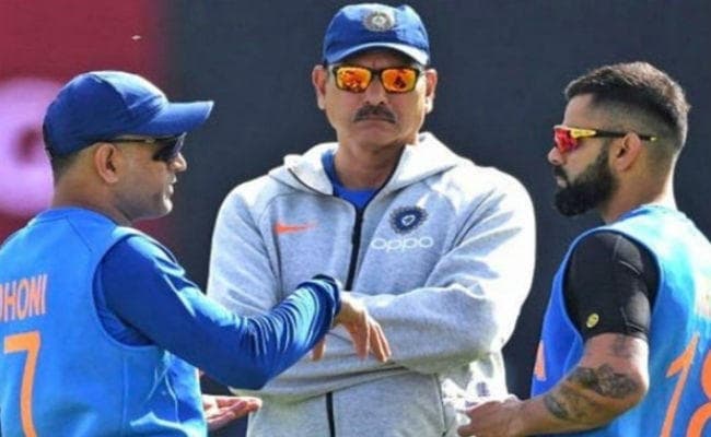 शास्‍त्री ने बताया, धौनी को 7वें नंबर पर क्‍यों भेजा गया