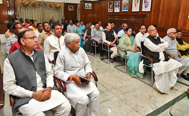 रांची :विधायकों को 50-50 हजार सदस्य बनाने का दिया लक्ष्य