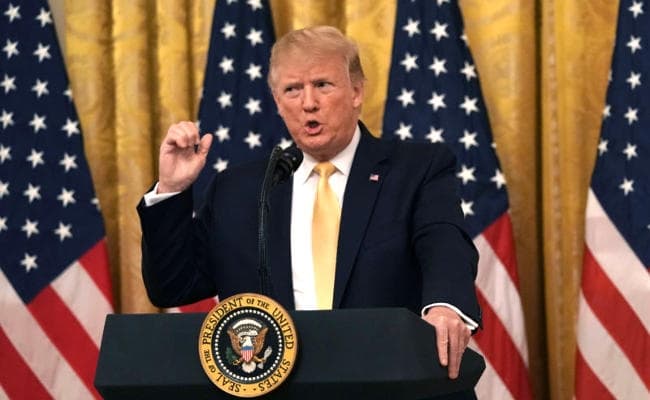 अमेरिका के राष्ट्रपति डोनाल्ड ट्रंप के निशाने पर क्यों है Facebook की आभासी मुद्रा Libra