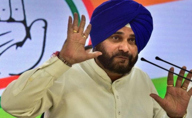 पंजाब के मंत्रियों ने कहा- सिद्धू का पंजाब मंत्रिमंडल से इस्तीफा देना नाटकबाजी