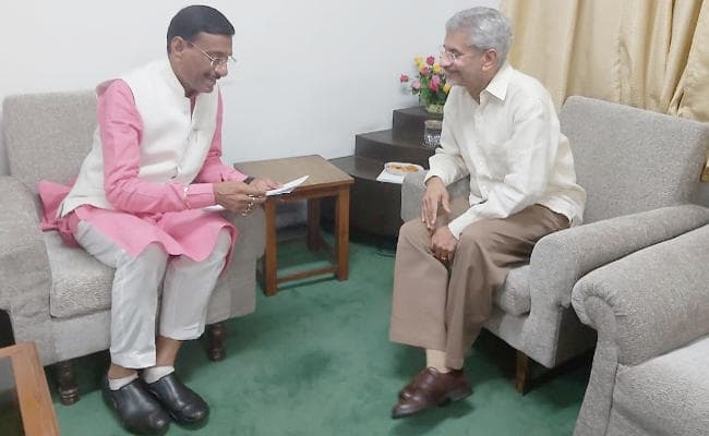 रांची में जल्द हो सकता है विदेश भवन का शिलान्यास, सांसद संजय सेठ ने विदेश मंत्री से मिलकर कही यह बात