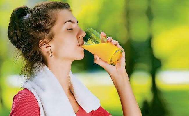 फ्रूट जूस भी नुकसानदेह, जानें