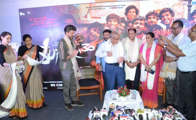 ''सुपर 30'' के प्रमोशन के लिए पटना पहुंचे ऋतिक रोशन, बोले- पिछले जन्म में मैं जरूर बिहारी था