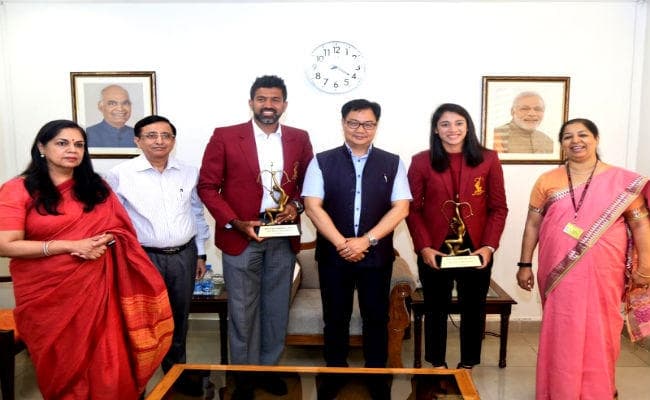 स्मृति मंधाना और रोहन बोपन्ना को खेल मंत्री किरिन रिजिजू ने दिया ”अर्जुन अवॉर्ड’, जताई खुशी