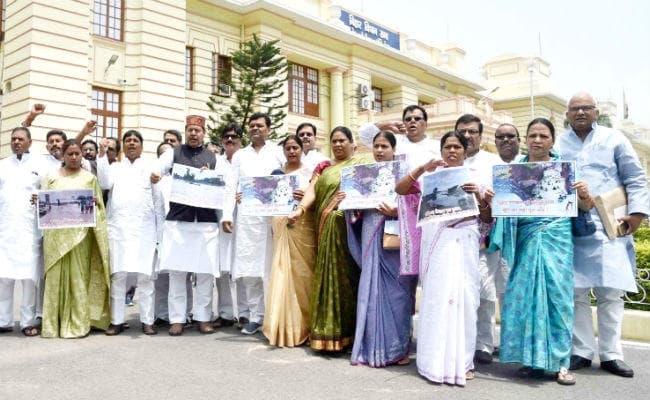 मॉनसून सत्र : संजय मयूख ने सदन में उठाया हिंदू संगठनों की जांच का मुद्दा, विपक्ष के हंगामे के कारण विस 4:30 बजे तक स्थगित