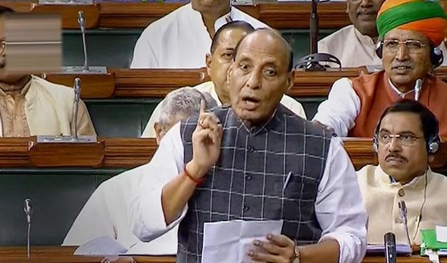 सीमा पर शांति के लिए समझौतों का सम्मान कर रहे हैं भारत और चीन : राजनाथ