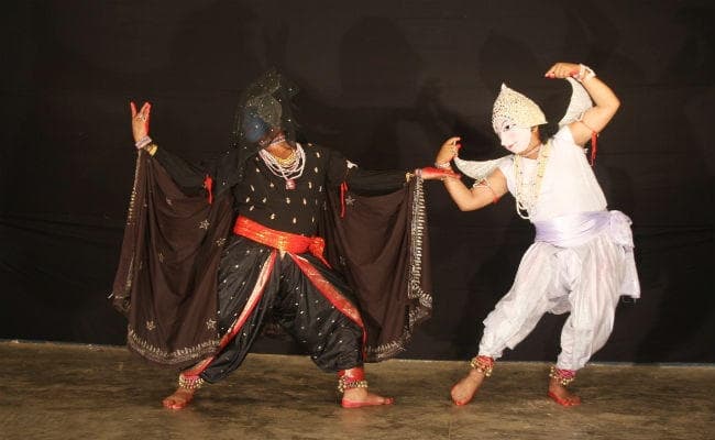 संगीत नाटक एकेडमी अवार्ड के लिए छऊ गुरु तपन पटनायक का चयन