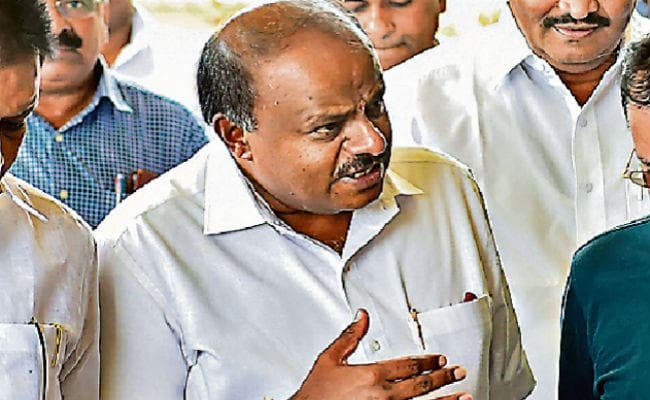 कर्नाटक संकटः ''सुप्रीम'' फैसले के बाद बागी विधायकों पर लागू नहीं होगा व्हिप,कुमारस्वामी सरकार का फ्लोर टेस्ट आज