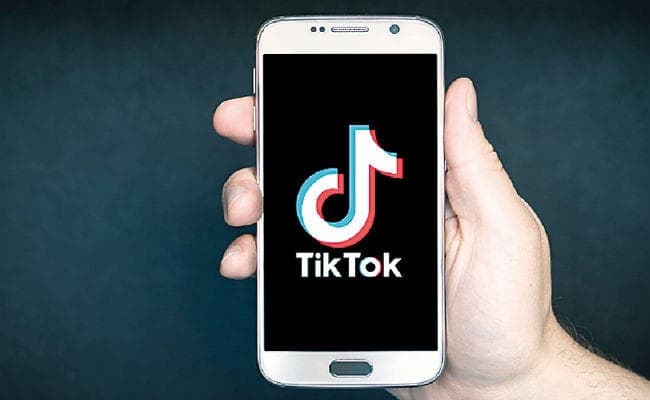21 सवालों के घेरे में टिक टॉक, जवाब नहीं देने पर बैन, सरकार ने हेलो ऐप को भी भेजा नोटिस