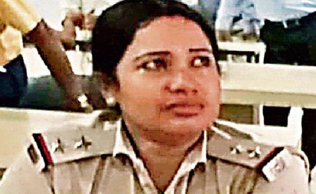 रांची : बुंडू में महिला थाना प्रभारी 20,000 घूस लेते गिरफ्तार