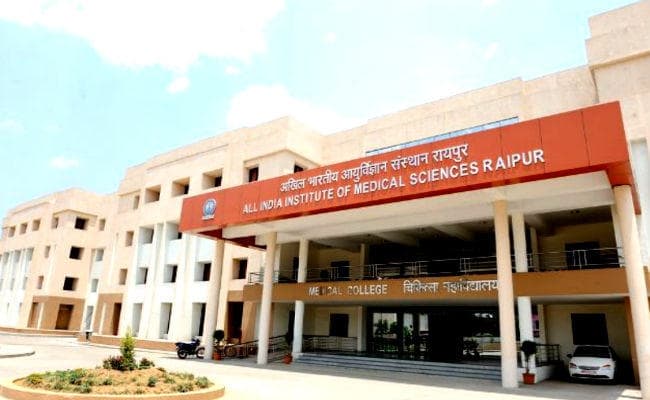 एम्स रायपुर ने नर्सिंग स्टाफ के 200 पदों पर निकाली वैकेंसी, उम्मीदवार ऐसे करें आवेदन