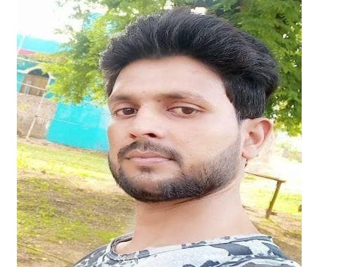 इलाज के दौरान अस्पताल में हुई युवक की मौत, परिजनों ने डॉक्टर पर लगाया लापरवाही का आरोप